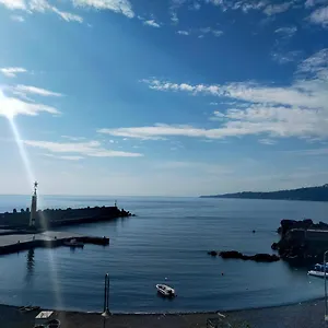 https://bb-la-spiaggetta-di-stazzo.sicilyhotelsitaly.net